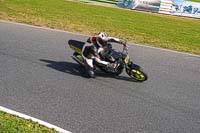 enduro-digital-images;event-digital-images;eventdigitalimages;mallory-park;mallory-park-photographs;mallory-park-trackday;mallory-park-trackday-photographs;no-limits-trackdays;peter-wileman-photography;racing-digital-images;trackday-digital-images;trackday-photos